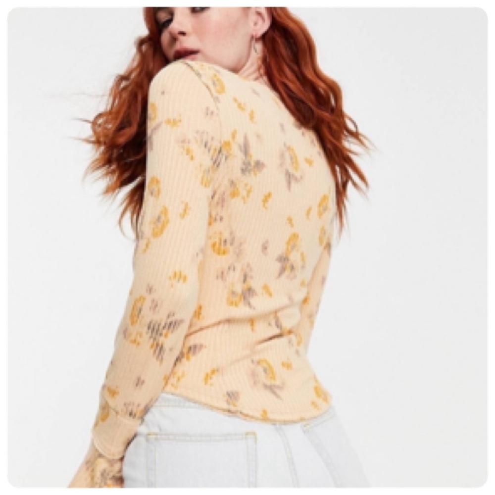 Free People LAYER ME HENLEY TOP NWT - Picture 12 of 16